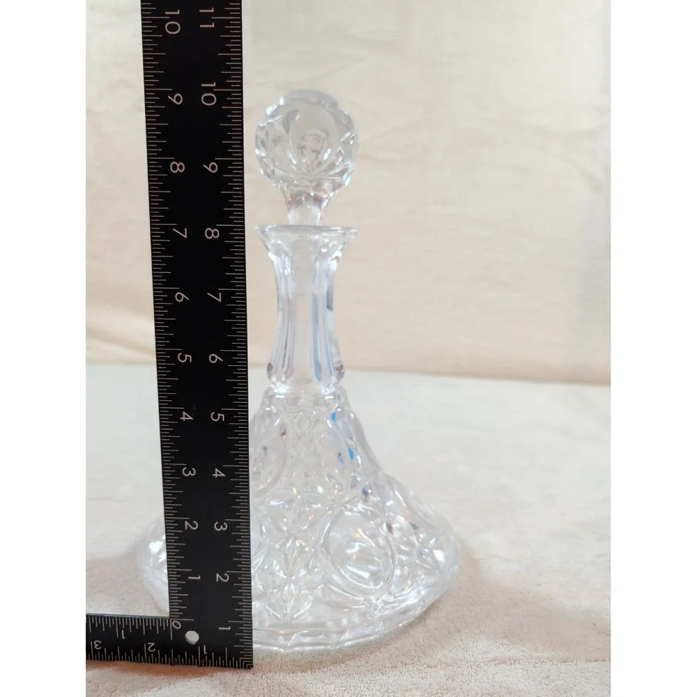 Vintage Cut Lead Crystal Ships Decanter with Faceted‎ Ball Stopper Clear Glass